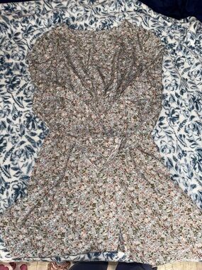 Floral Short-Sleeve Women's Dress in Multicolor